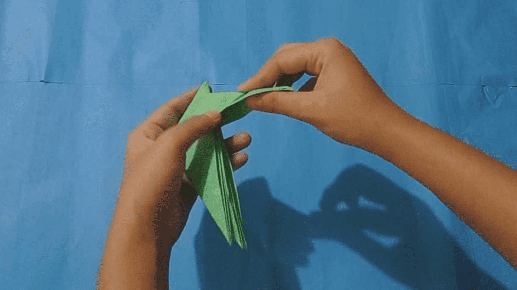 origami dinosaur instructions step 25