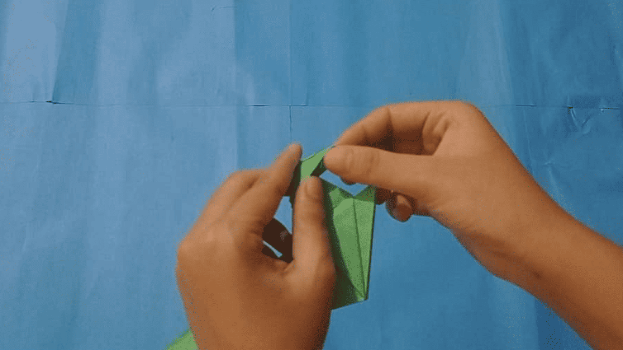 origami dinosaur instructions step 28