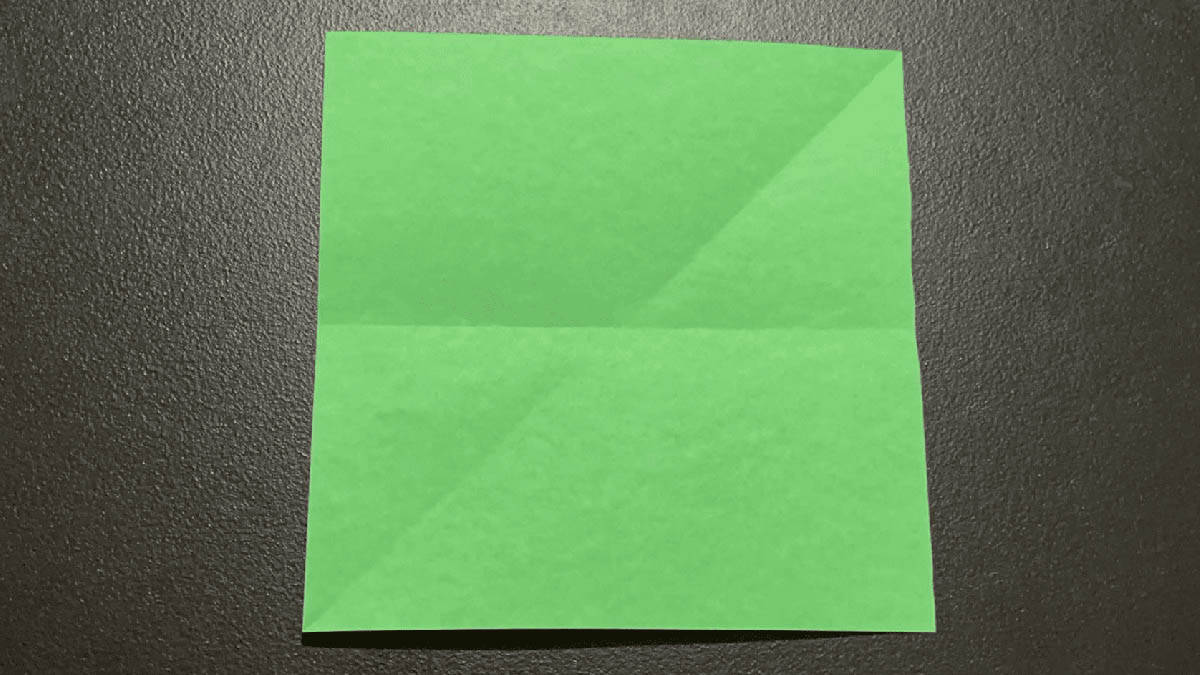 origami gift card holder instructions step 2.1