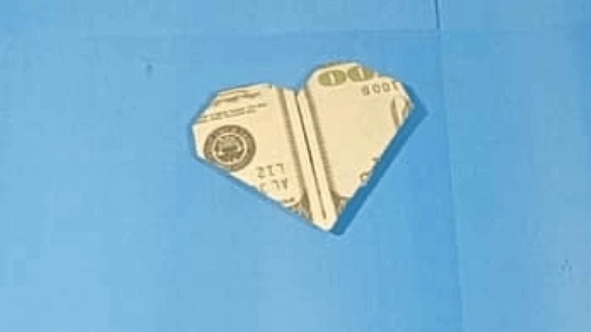 Origami Heart Dollar Instructions