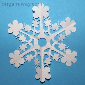 Snowflake Pattern 16