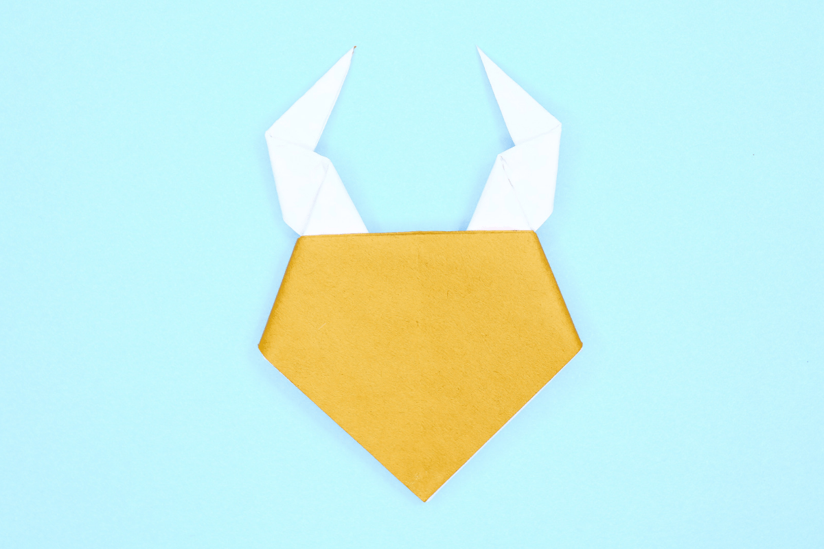 Reindeer origami step 16
