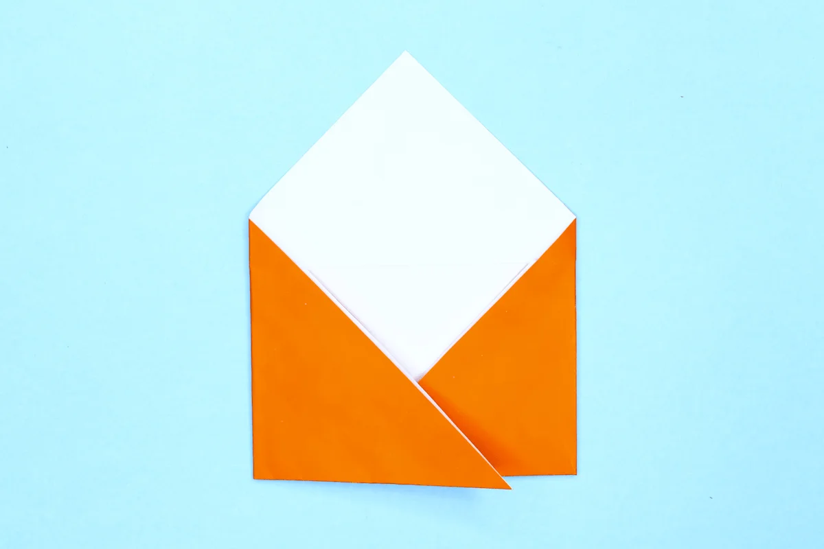 Envelope origami step 06