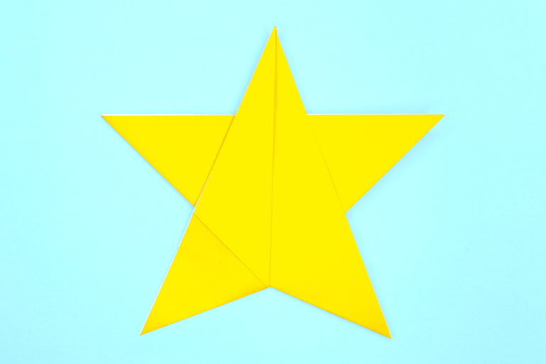 How to Make an Easy Origami Star - Origami Way