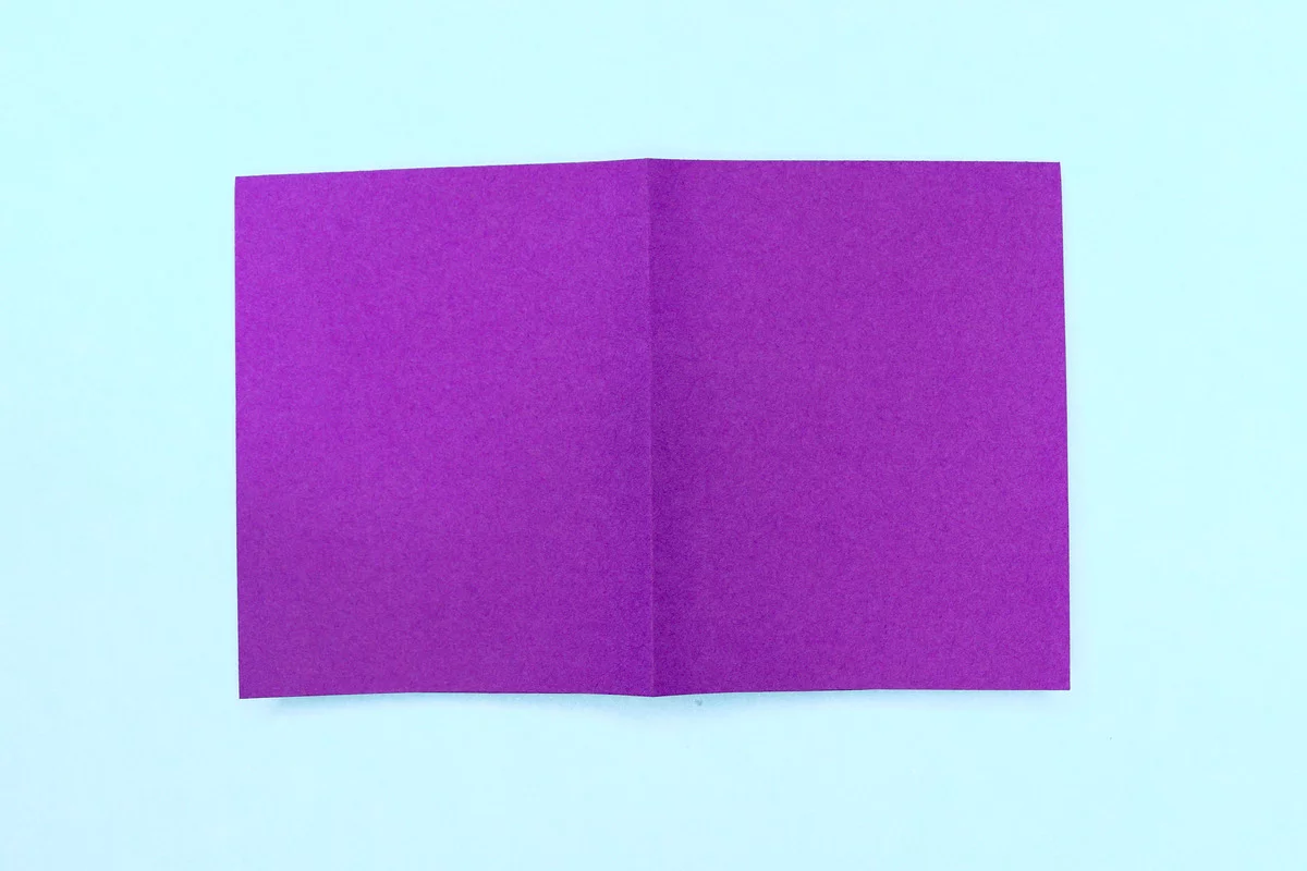 Hat origami step 04