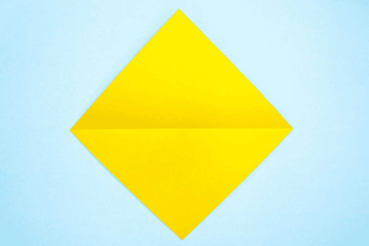 Origami bunny step 04