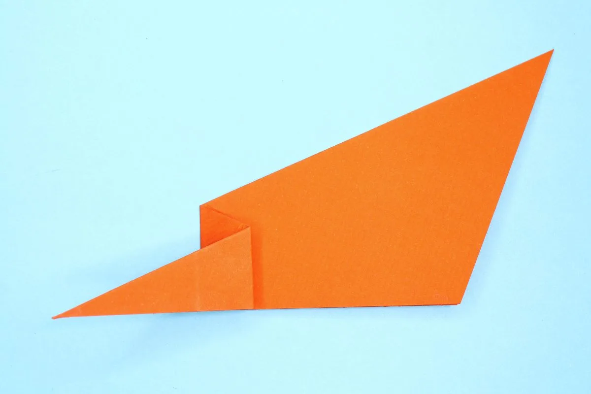 Double reverse fold step 03