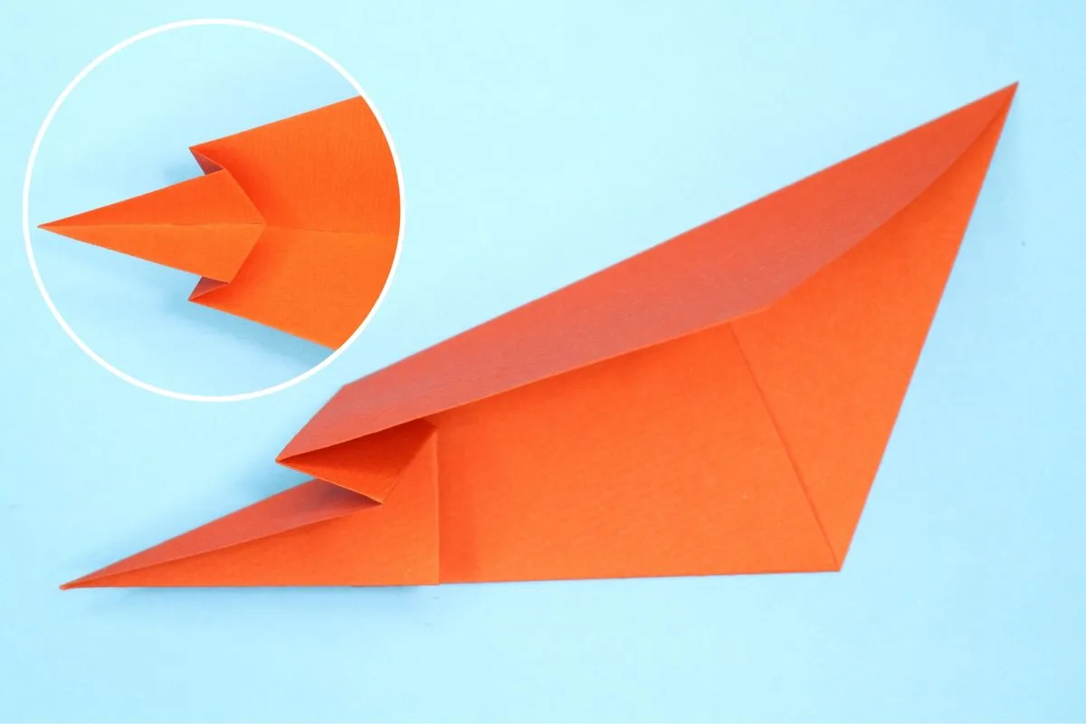 Double reverse fold step 07