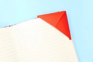 How to Make an Origami Corner Bookmark
