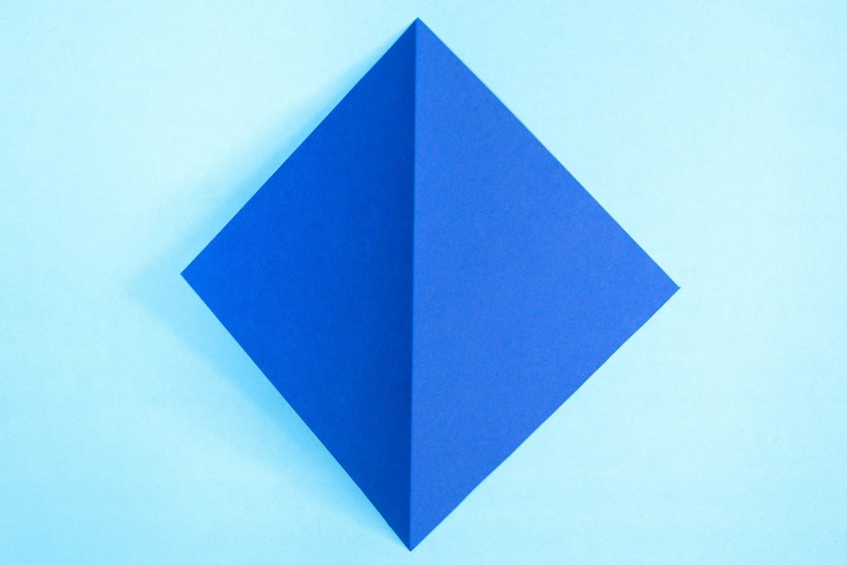 Origami shark step 04