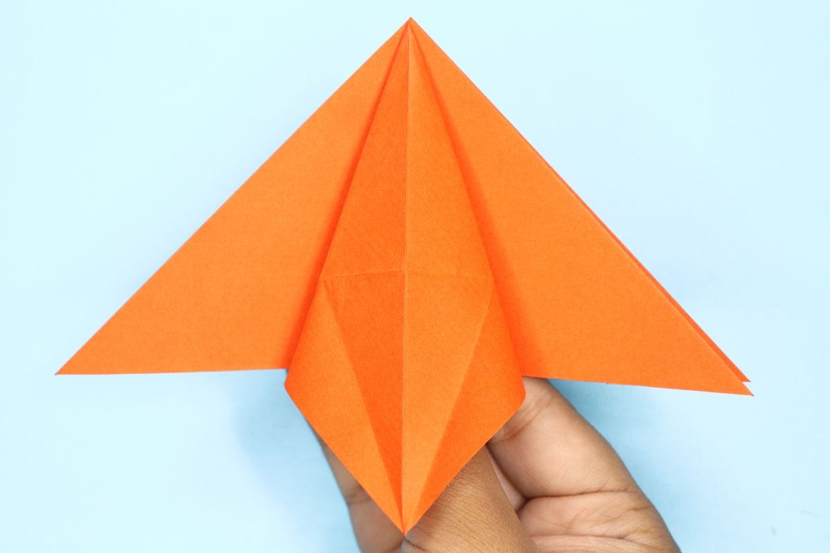 Petal fold step 07