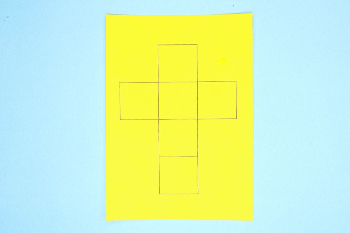 Origami box step 01