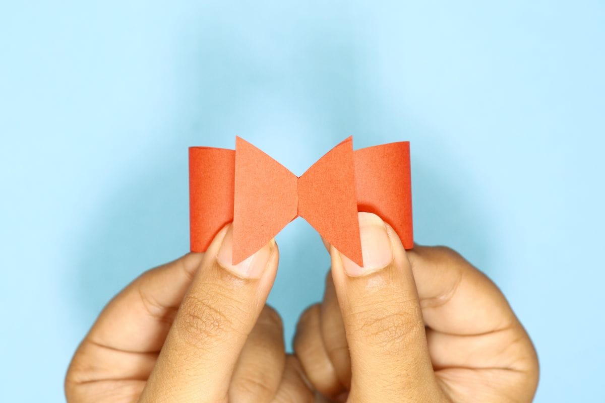 Origami ribbon step 08