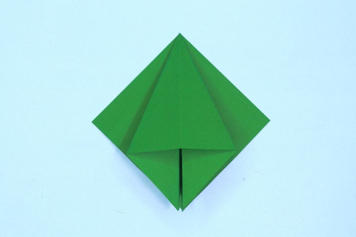 Christmas tree step 17