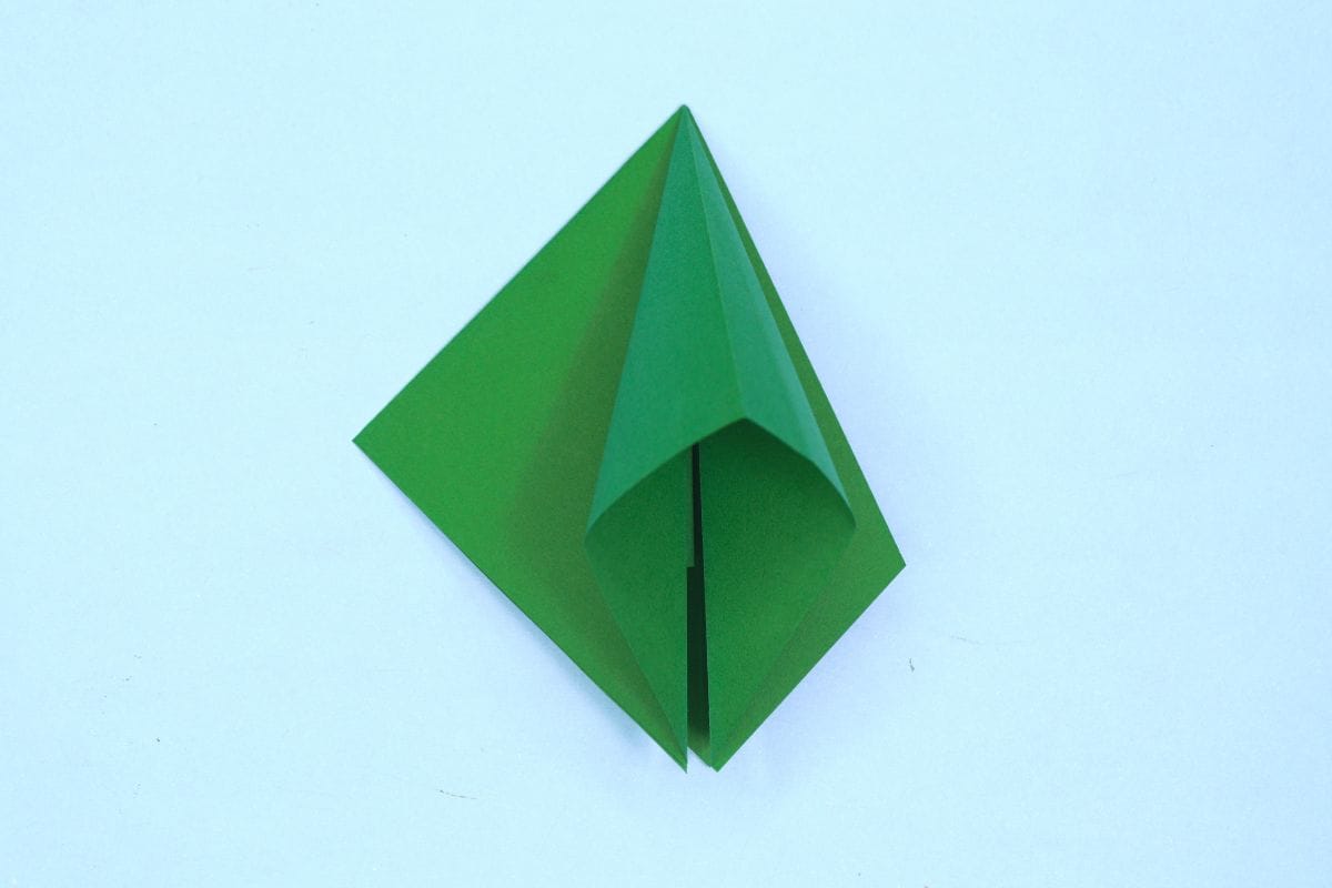 Christmas tree step 21