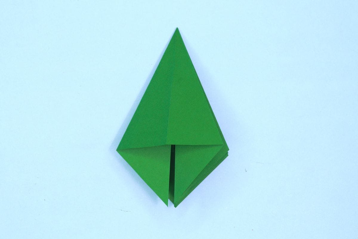 Christmas tree step 26