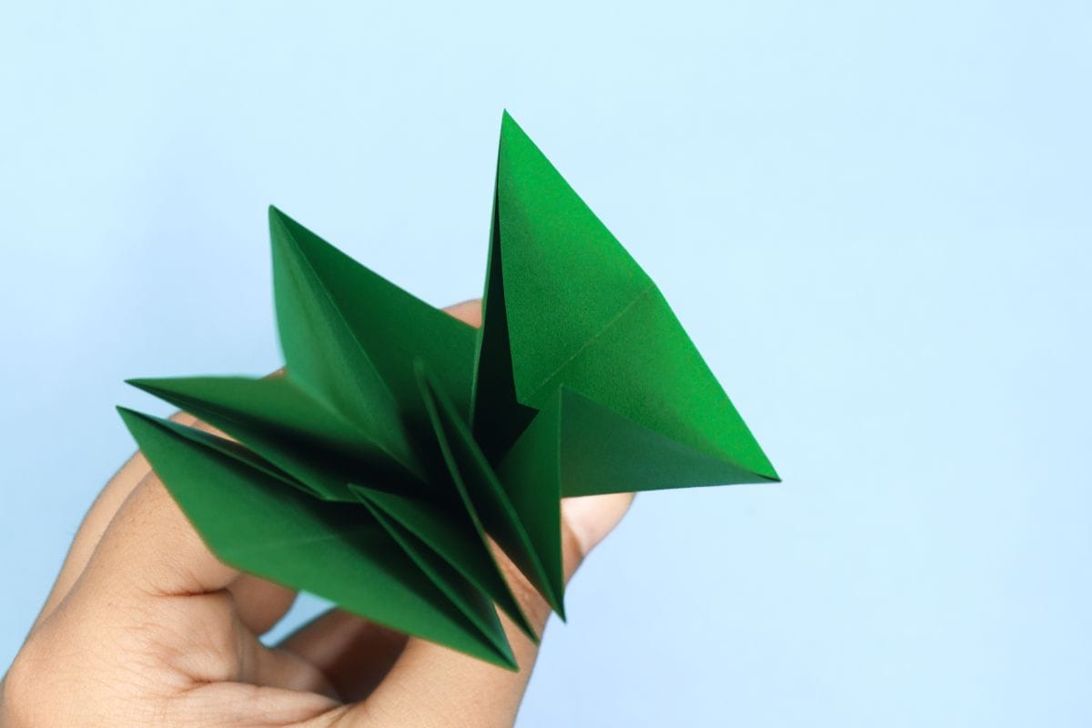 Christmas tree step 30