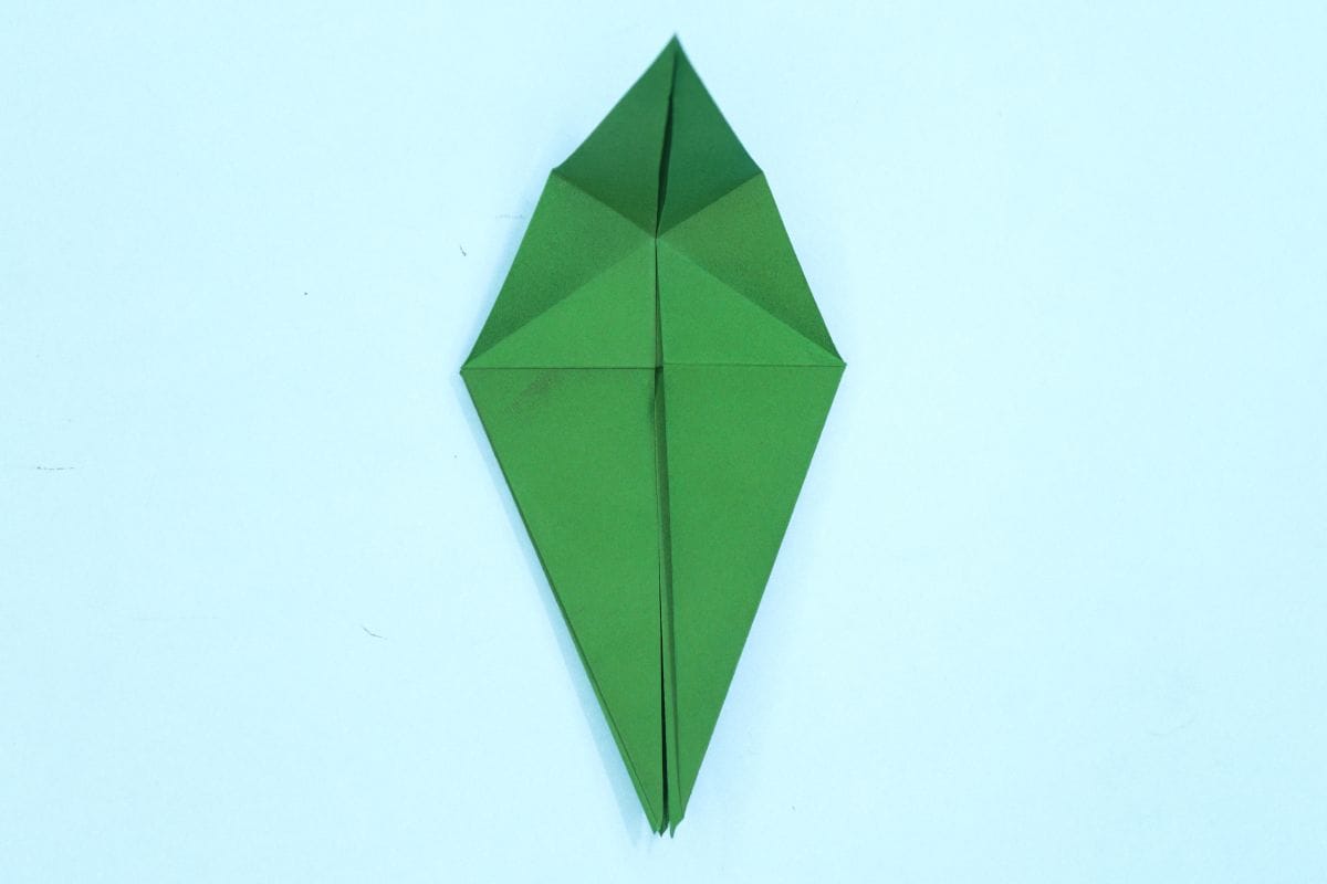 Origami Dinosaur step 32
