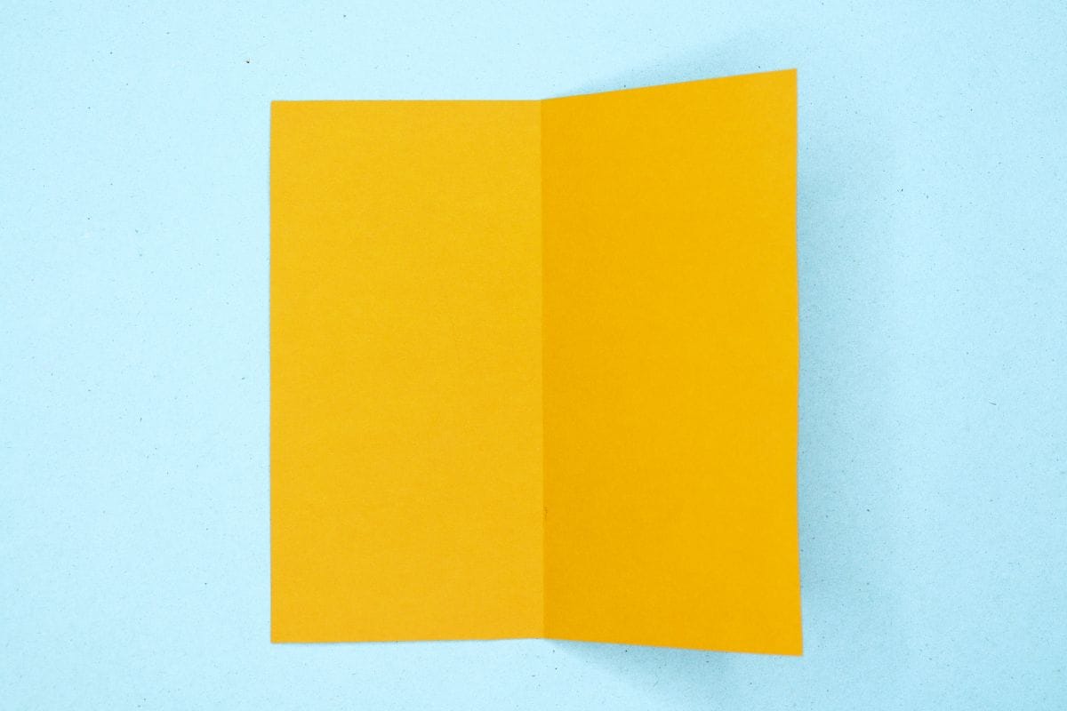 Origami trophy step 03