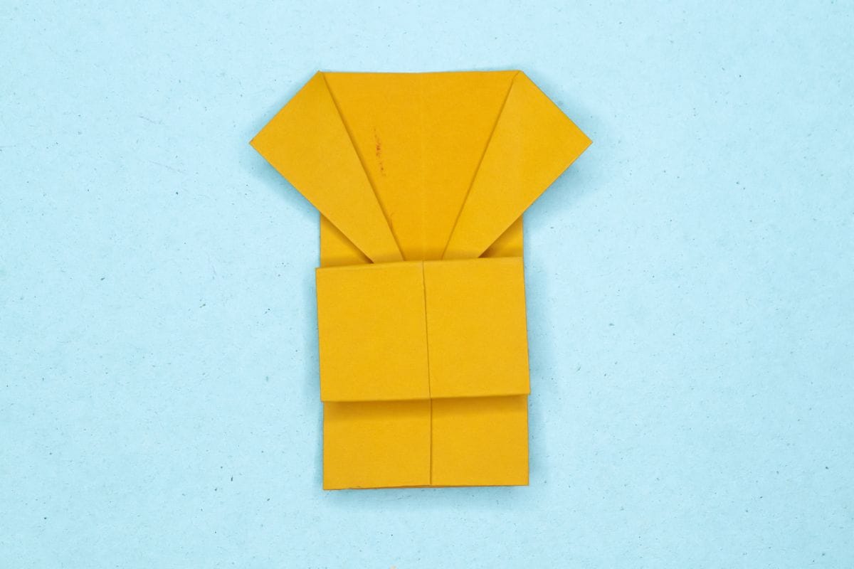 Origami trophy step 16