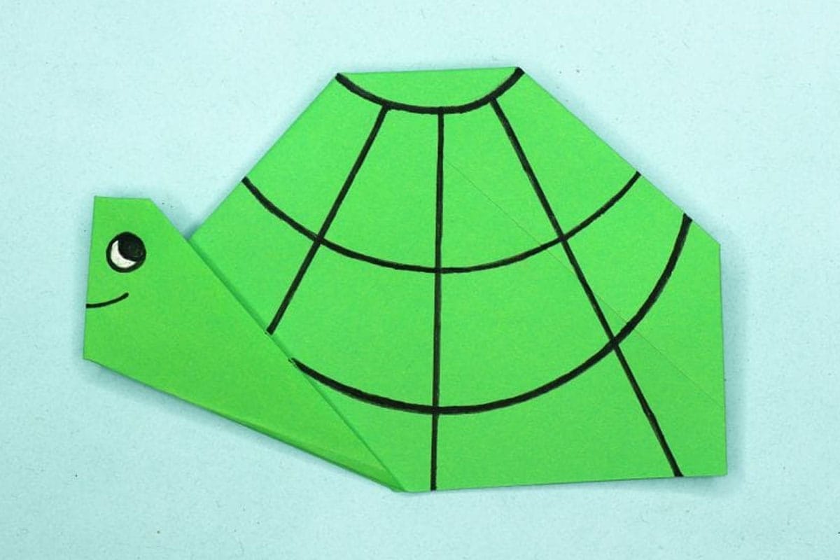Origami turtle final step