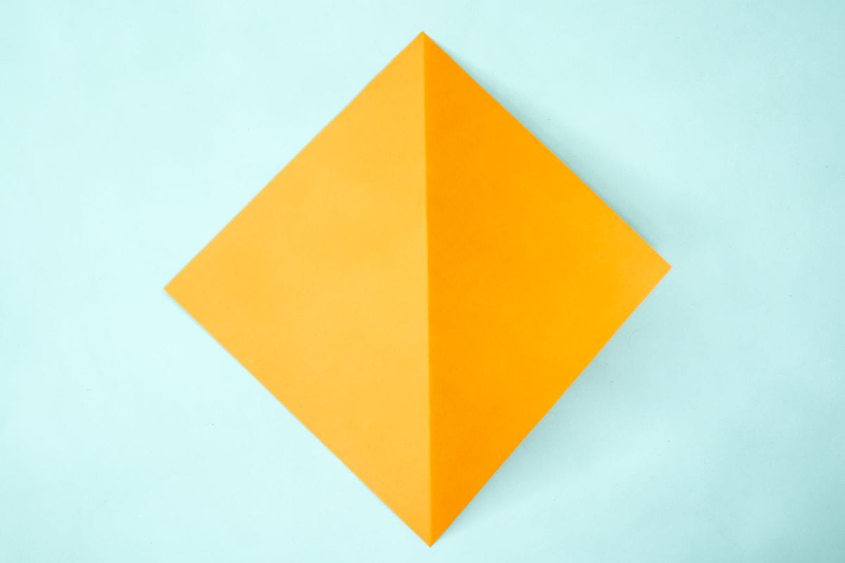 Origami pigeon step 04