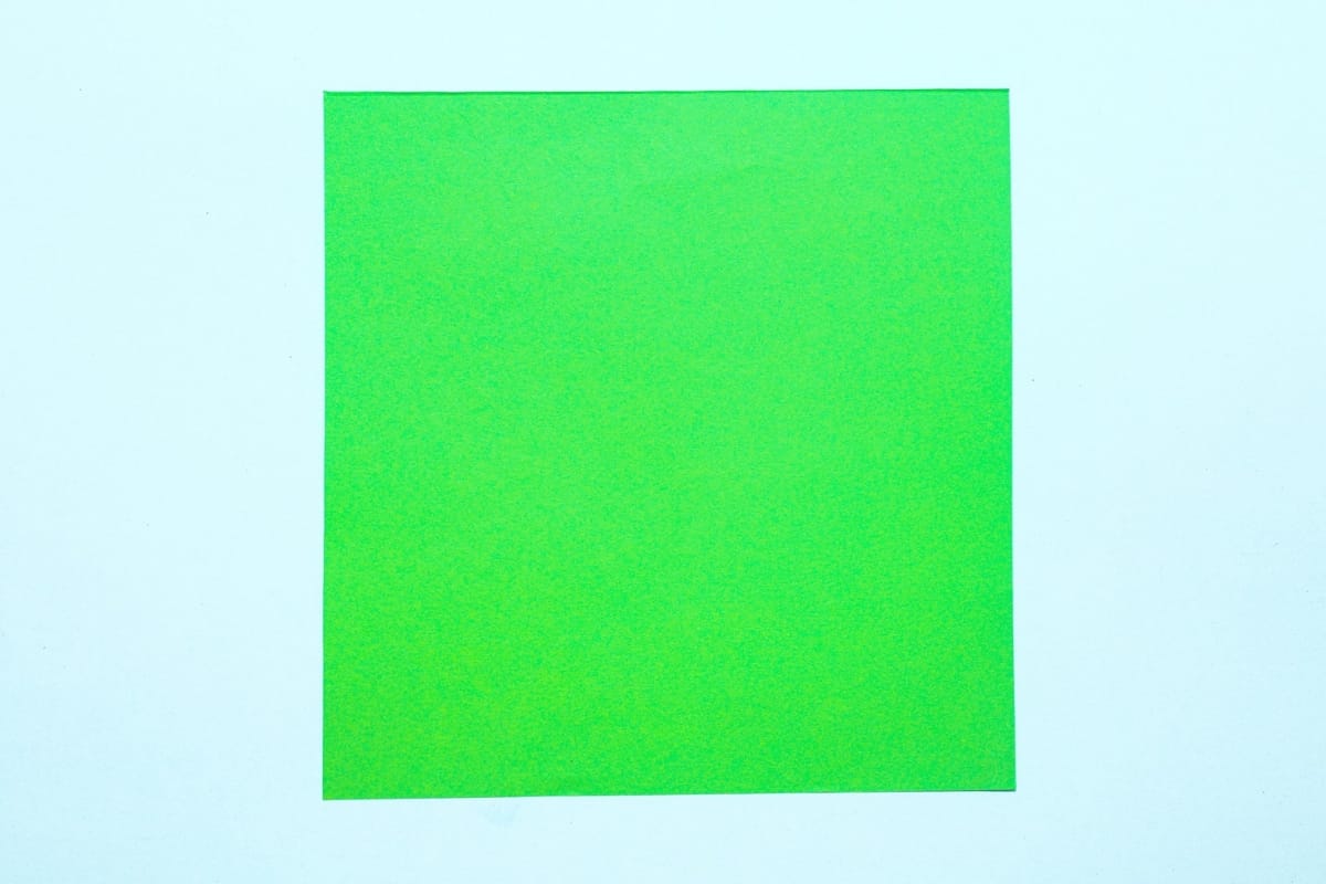 Origami Arrow Step 01