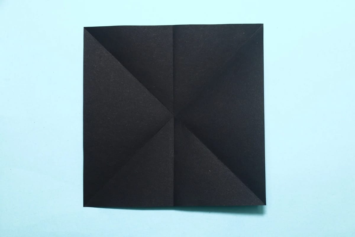 Origami Crow Step 07