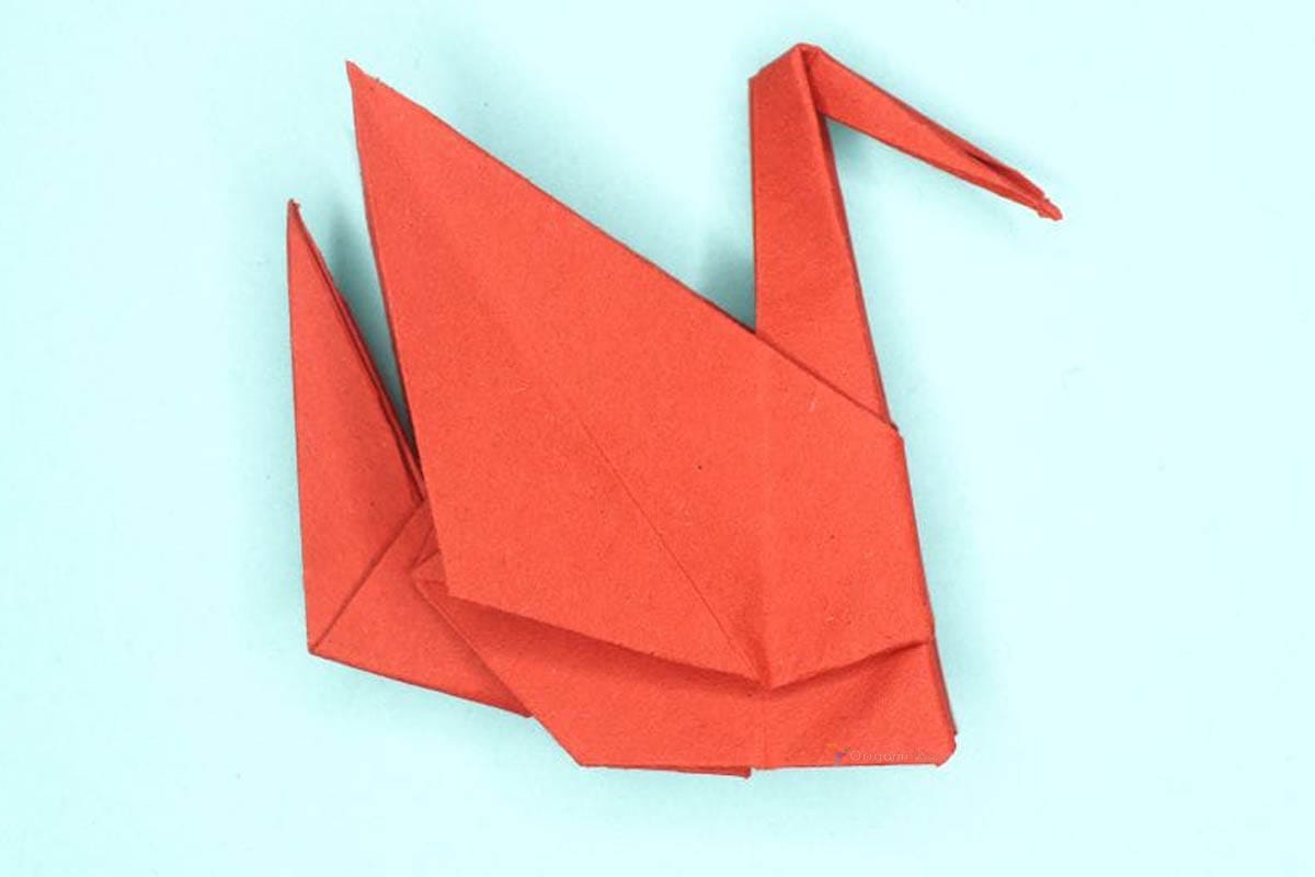 Origami Swan featured final image