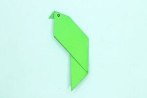 How to Make a Very Easy Origami Parrot